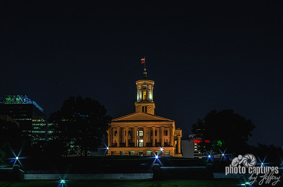Nighttime view of Tennessee State Capitol