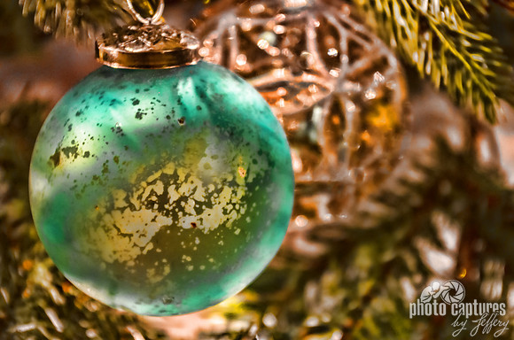 Antiqued blue ornament on Parade of Trees tree