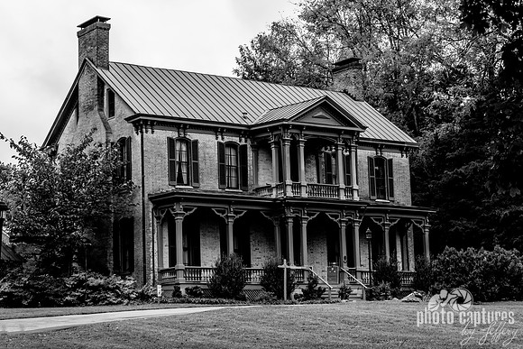 Grassmere Historic Farm and Croft House Nashville TN black and white