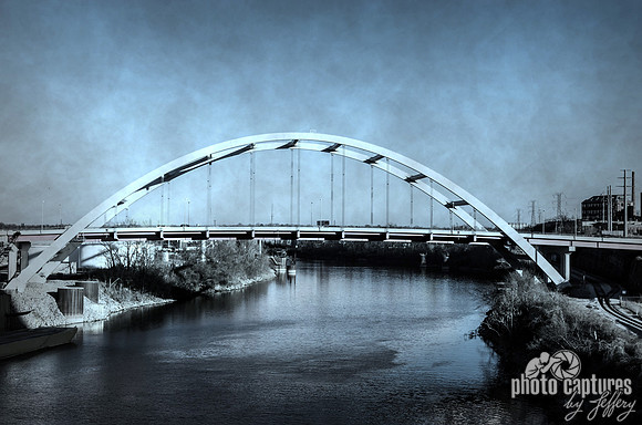 Korean Veterans Blvd Bridge