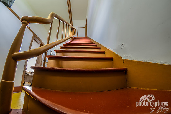 1846 Ministry Shop Reddish Stair Steps