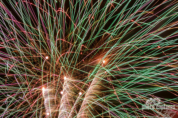 Green Stripes Of Light Fireworks Nashville Shores