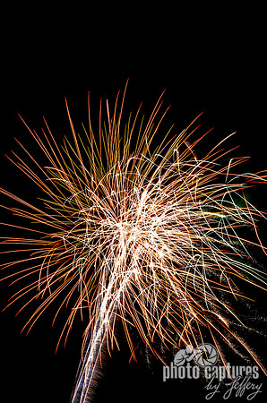 Fireworks at Nashville Shores