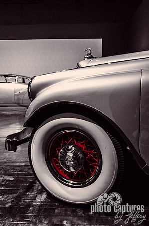 1933 Pierce Arrow Silver Arrow Sedan Red Spokes