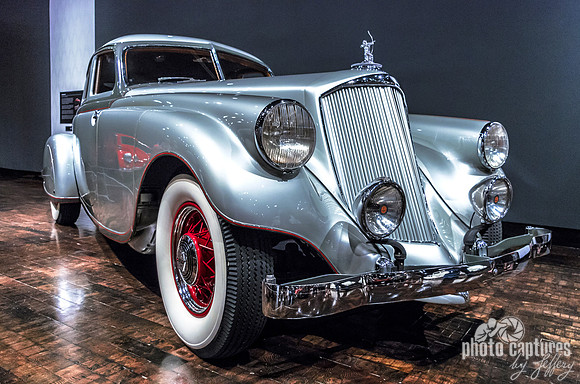 1933 Pierce Arrow Silver Arrow Sedan