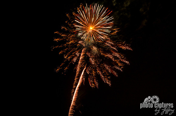 Colorful Fireworks Nashville Shores
