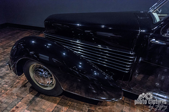 1936 Cord 810 Beverly Sedan Wheel Well