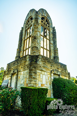 Commemorative stone tower Woodlawn Memorial Garden