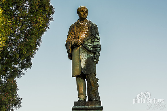 Male sculpture dressed well Mount Olivet Cemetery