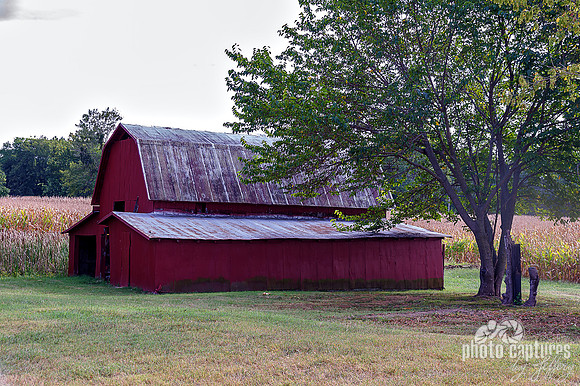 Northern Middle Tennessee Red Farm Barn Side View