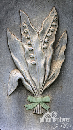 Tied tabacco leaves