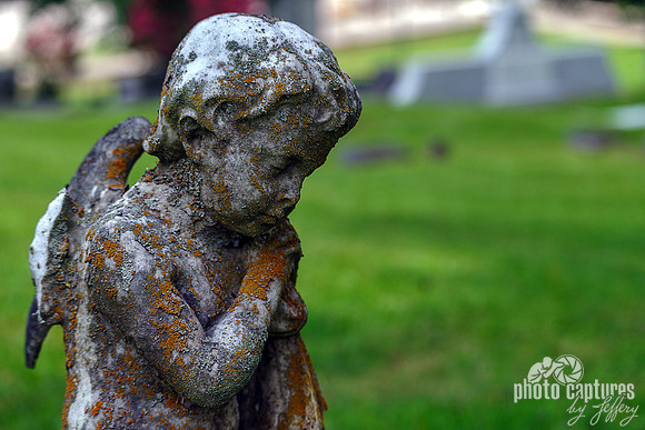 Little Angel Boy Resting Sculpture Resting In Corner